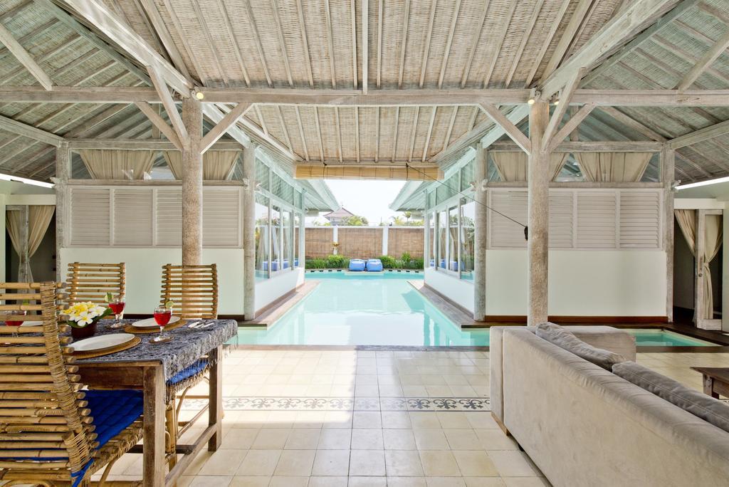 Laksmana Hideaway 2 - Surrounded By Water- 2bd With Fantastic Pool! Seminyak