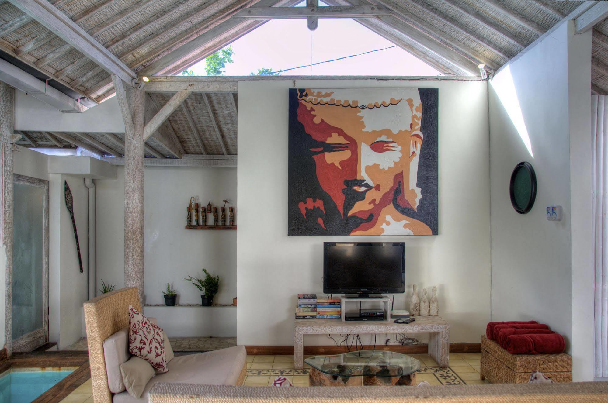 Villa Laksmana Hideaway 2 - Surrounded By Water- 2bd With Fantastic Pool! Seminyak