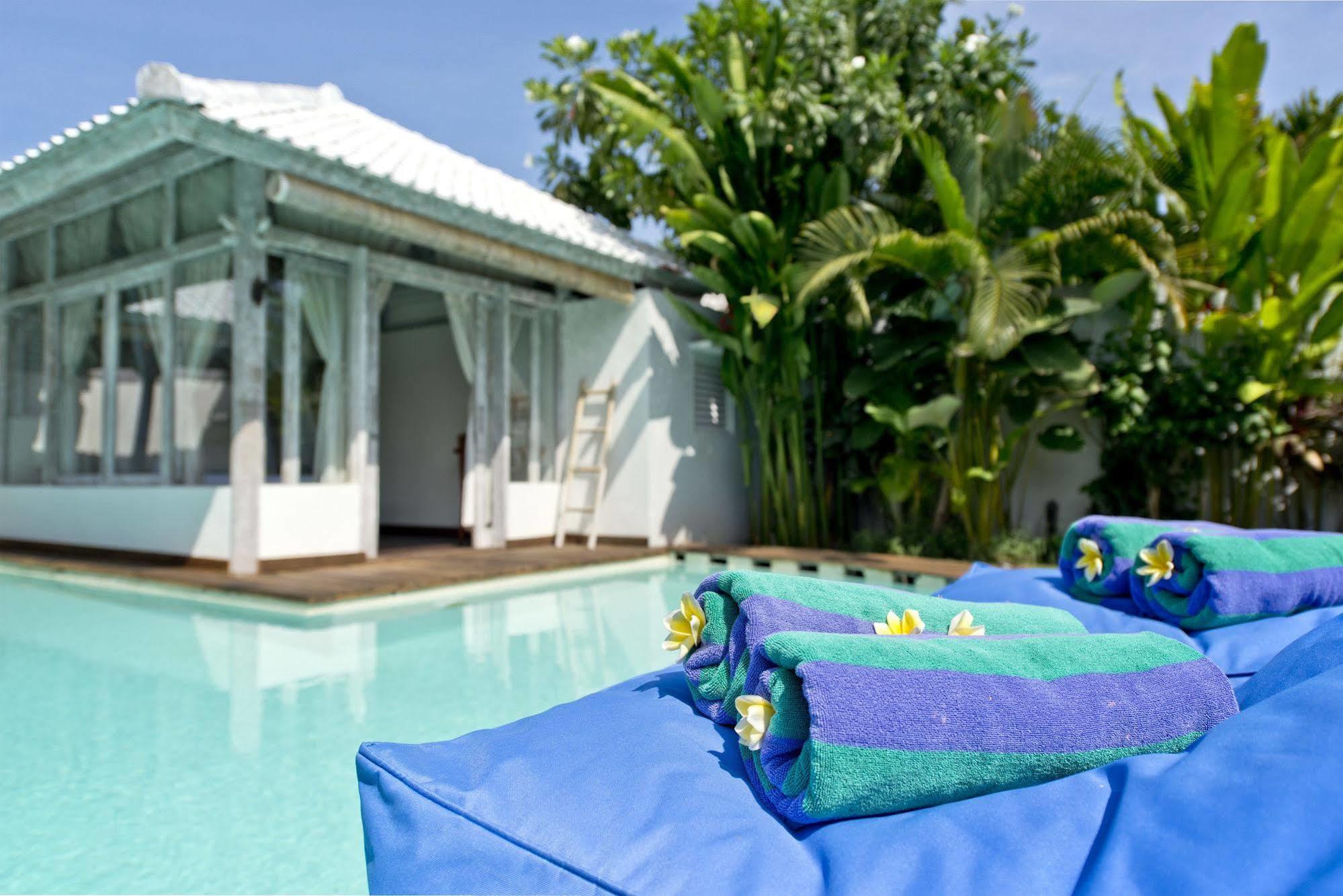 Laksmana Hideaway 2 - Surrounded By Water- 2bd With Fantastic Pool! *