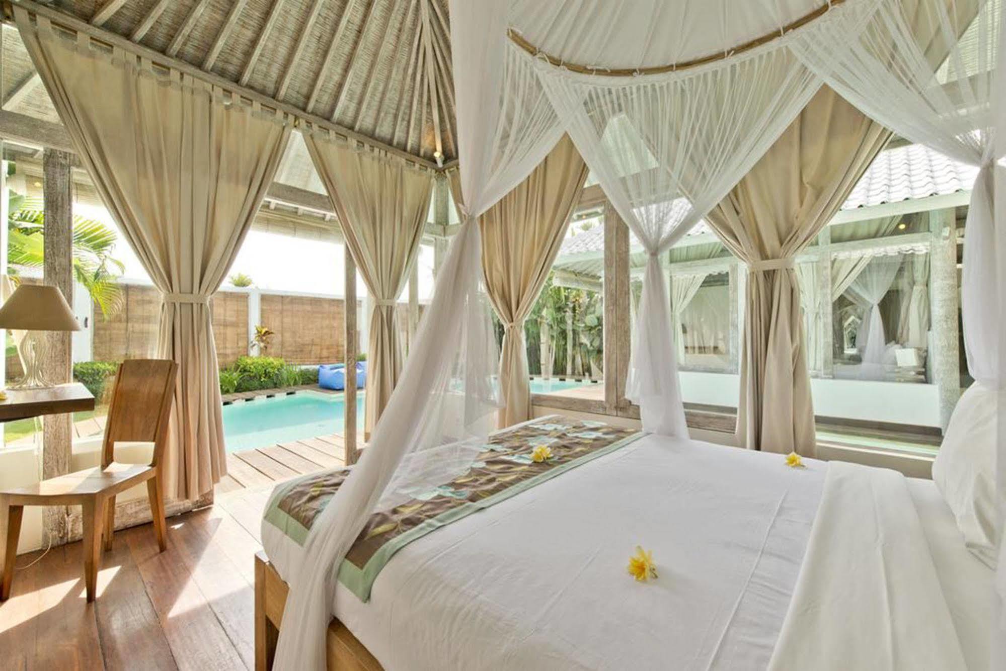 Laksmana Hideaway 2 - Surrounded By Water- 2bd With Fantastic Pool! * Seminyak